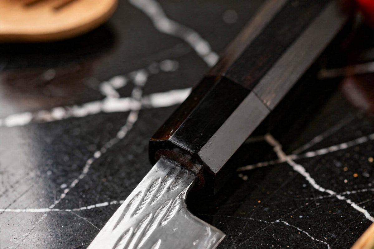 Couteau universel japonais artisanal 13,5cm Kuronawa G3 damas
