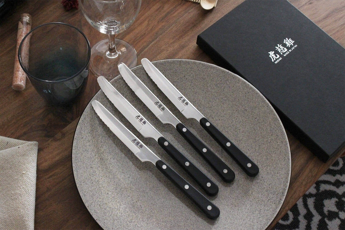 Wusaki Japan 4-Steak Knife Set Round Tips