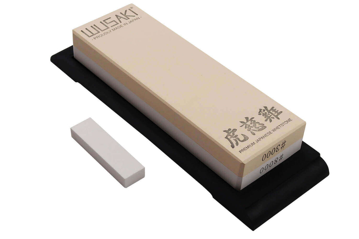 Wusaki Suehiro Japanese Whetstone Double Grit 3000/8000 + Base