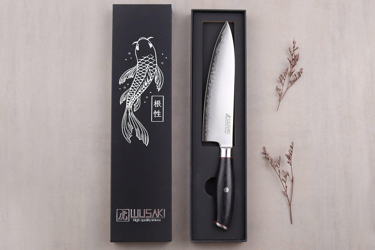 Couteau de chef Wusaki Fujiko Black 10CR lame San Mai 20cm