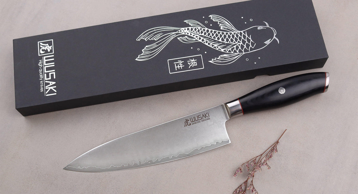 Couteau de chef Wusaki Fujiko Black 10CR lame San Mai 20cm